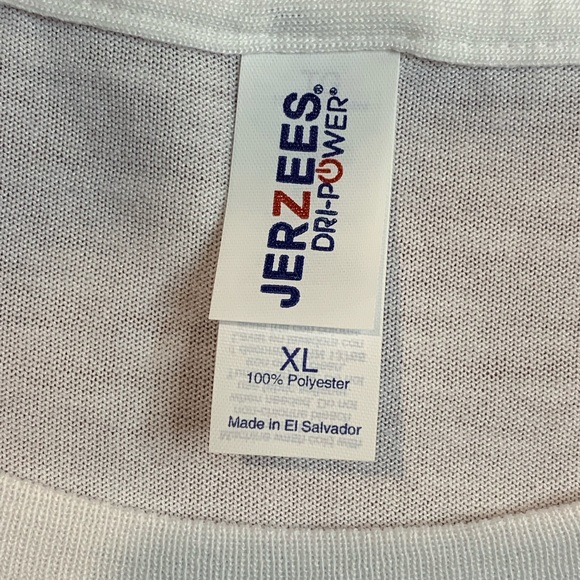 Graphic tee - Picture 3 of 3